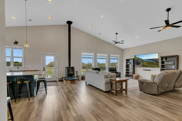 $775,000 | 2927 90th Avenue Northeast, Sauk Rapids, MN 56379