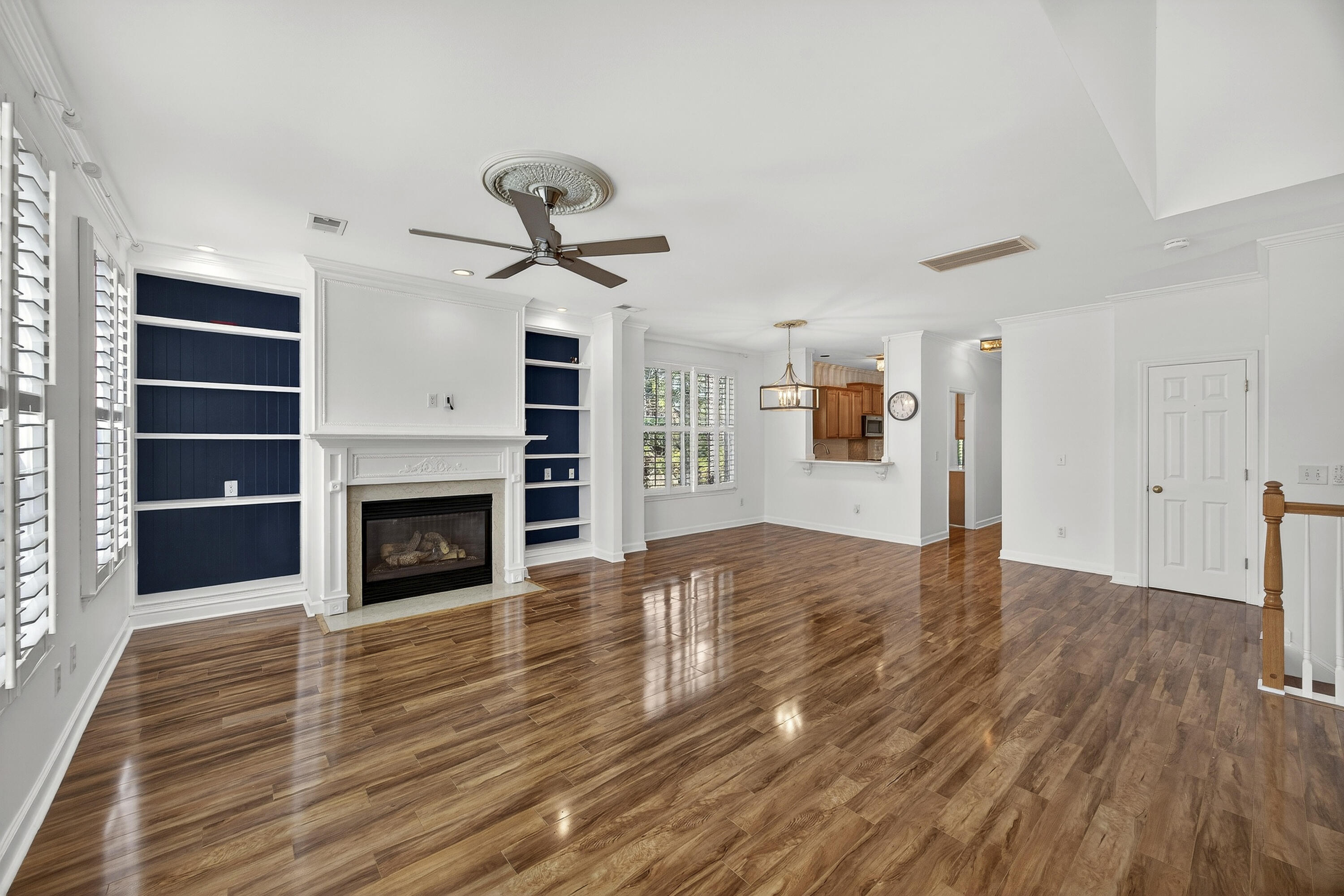 188 Fair Sailing Road Mount Pleasant, SC 29466 - Photo 4 of 62