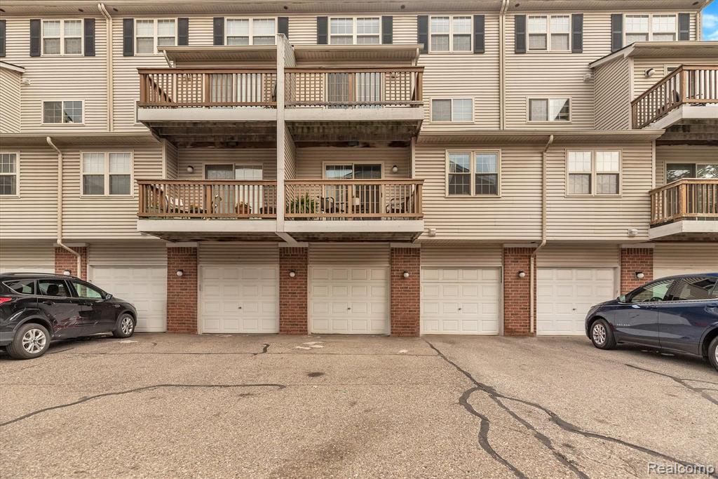 16810 Farmington Road Livonia, MI 48154 - Photo 40 of 41