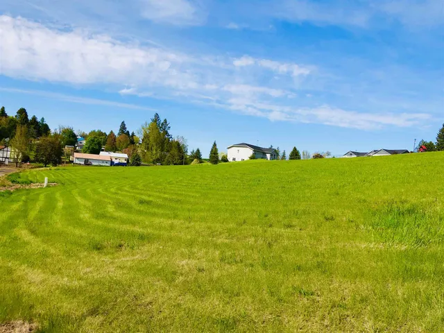 $39,000 | 438 South College Street, Tekoa, WA 99033