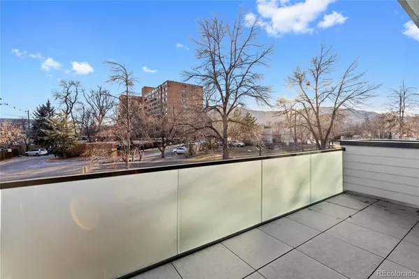 a view of a outdoor space with lots of trees