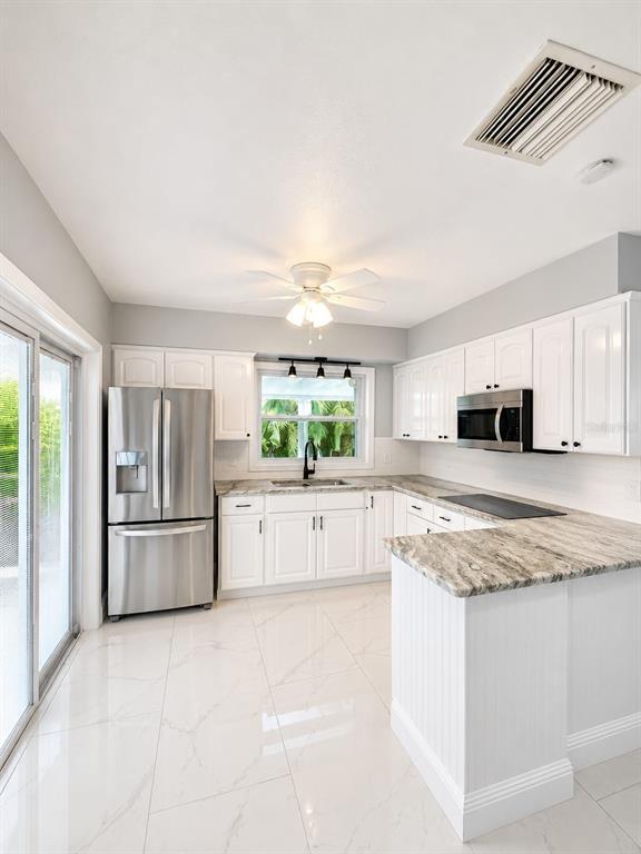 5124 Springwood Drive Tampa, FL 33624 - Photo 6 of 24