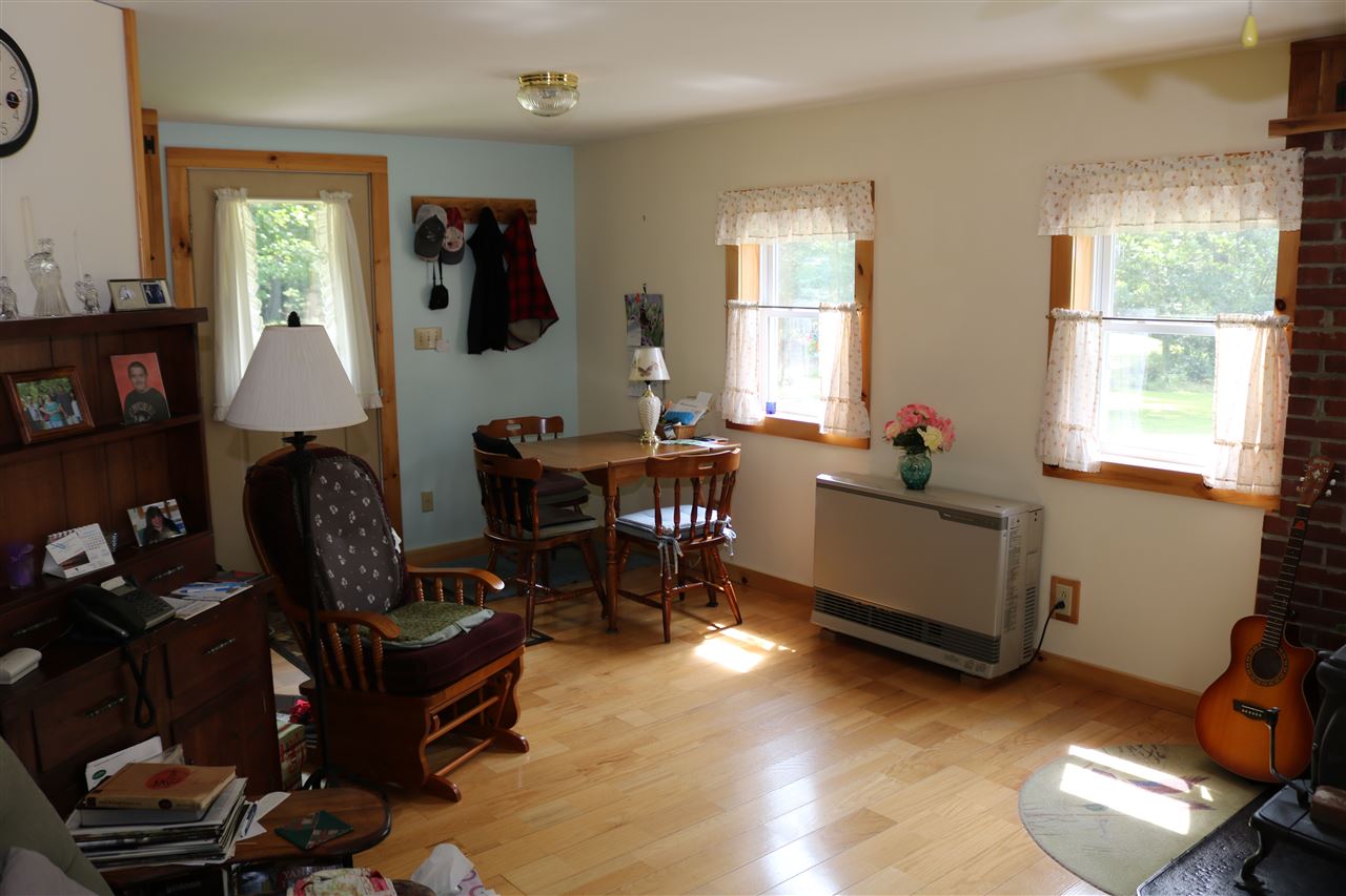 427 West Farms Road Canaan, NH 03741 - Photo 3 of 29