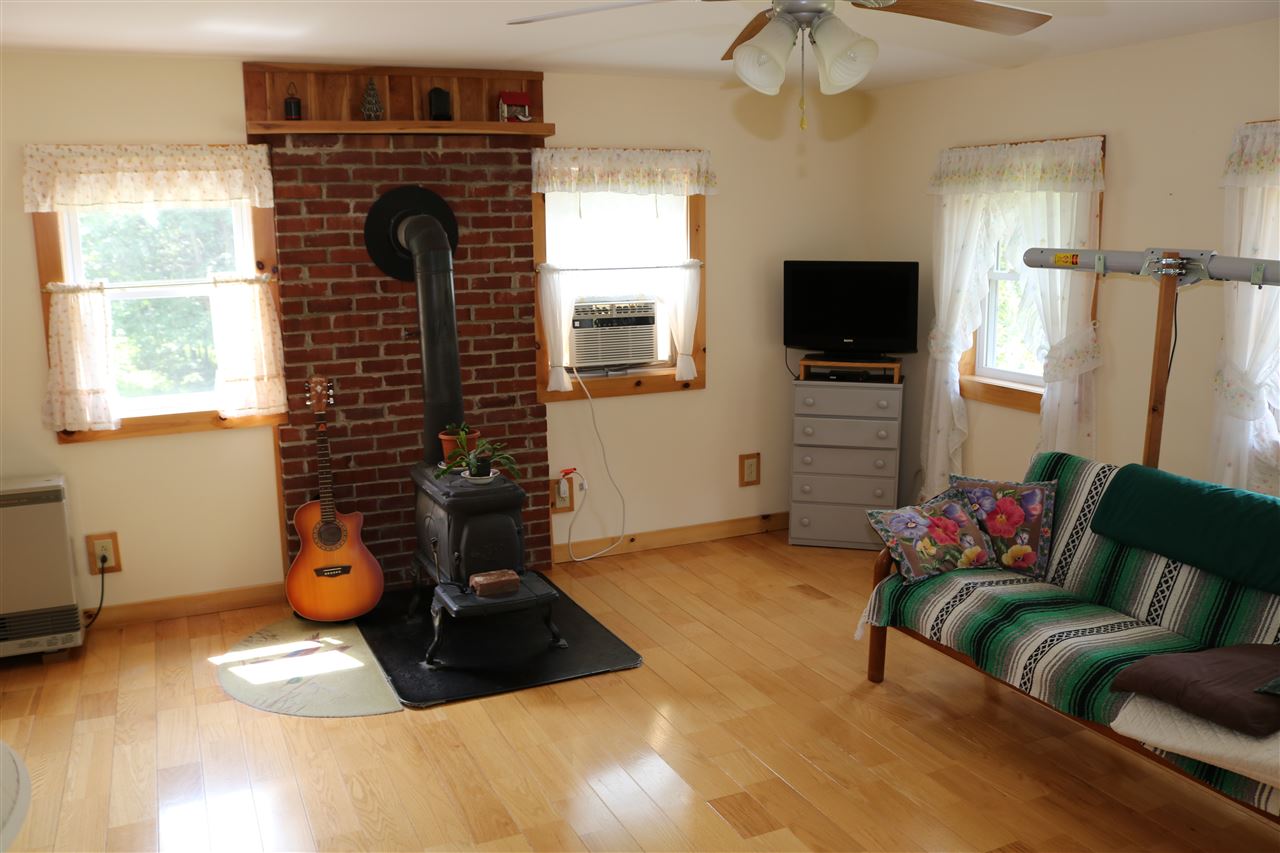 427 West Farms Road Canaan, NH 03741 - Photo 4 of 29
