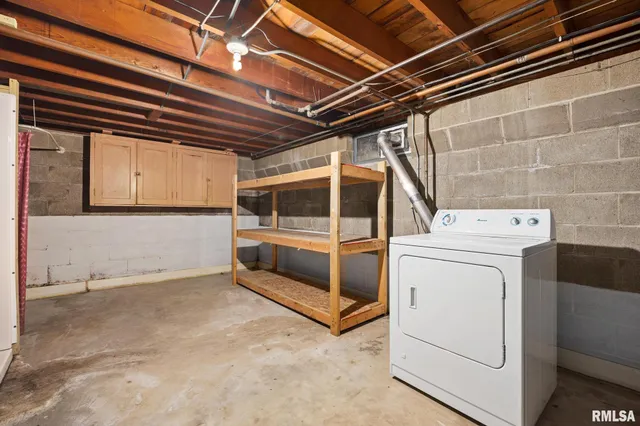 $129,900 | 2530 North Victoria Avenue, Peoria, IL 61604