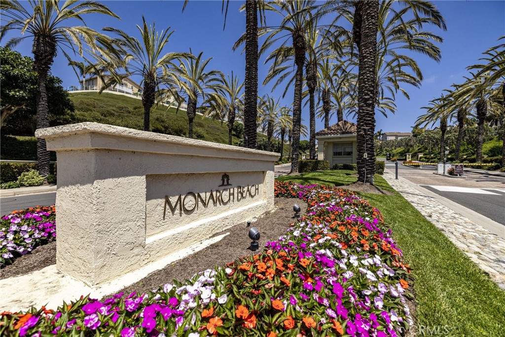 39 Marbella Dana Point, CA 92629 - Photo 53 of 58 a view of street with sign board