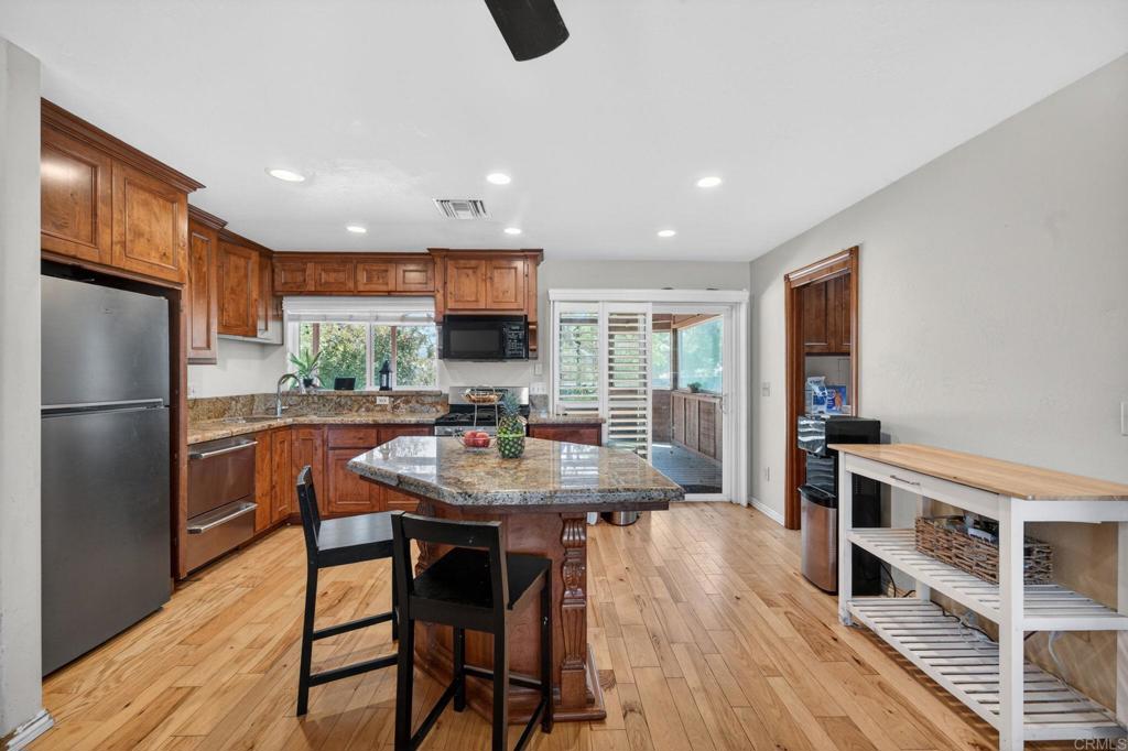 38570 Bahrman Road Anza, CA 92539 - Photo 8 of 51