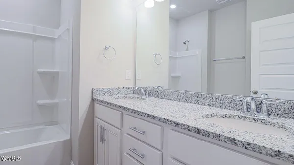 $2,200 | 10689 Chapelwood Drive, Gulfport, MS 39503