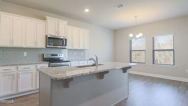 $2,200 | 10689 Chapelwood Drive, Gulfport, MS 39503