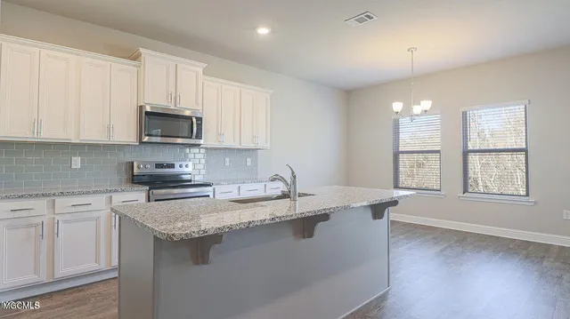 $2,200 | 10689 Chapelwood Drive, Gulfport, MS 39503