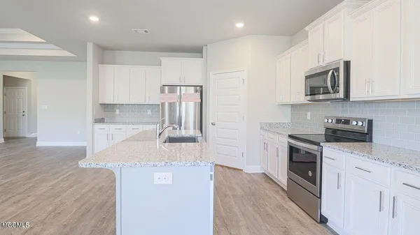 $2,200 | 10689 Chapelwood Drive, Gulfport, MS 39503