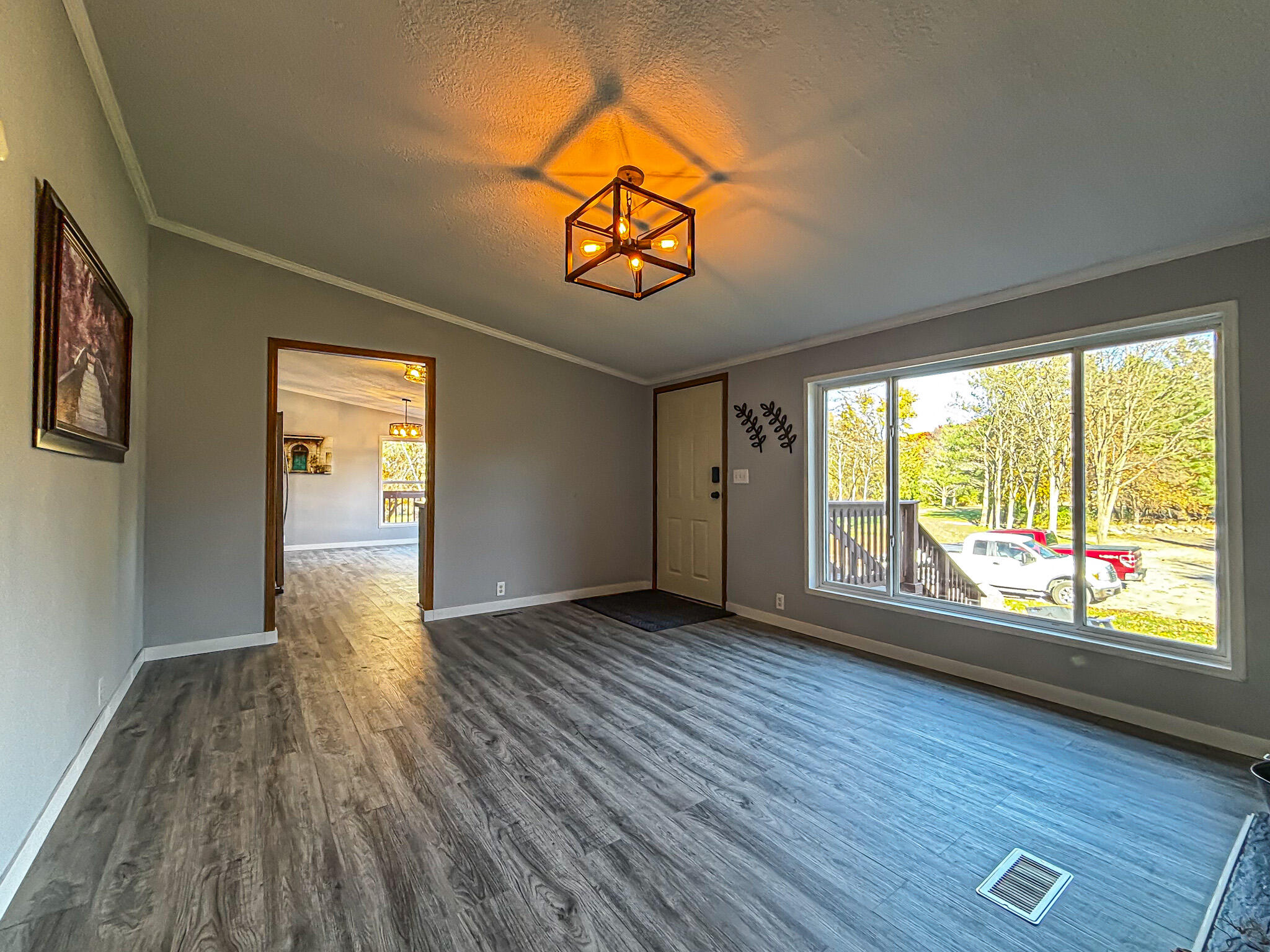 N8538 River Road Watertown, WI 53094 - Photo 29 of 44 Great Room