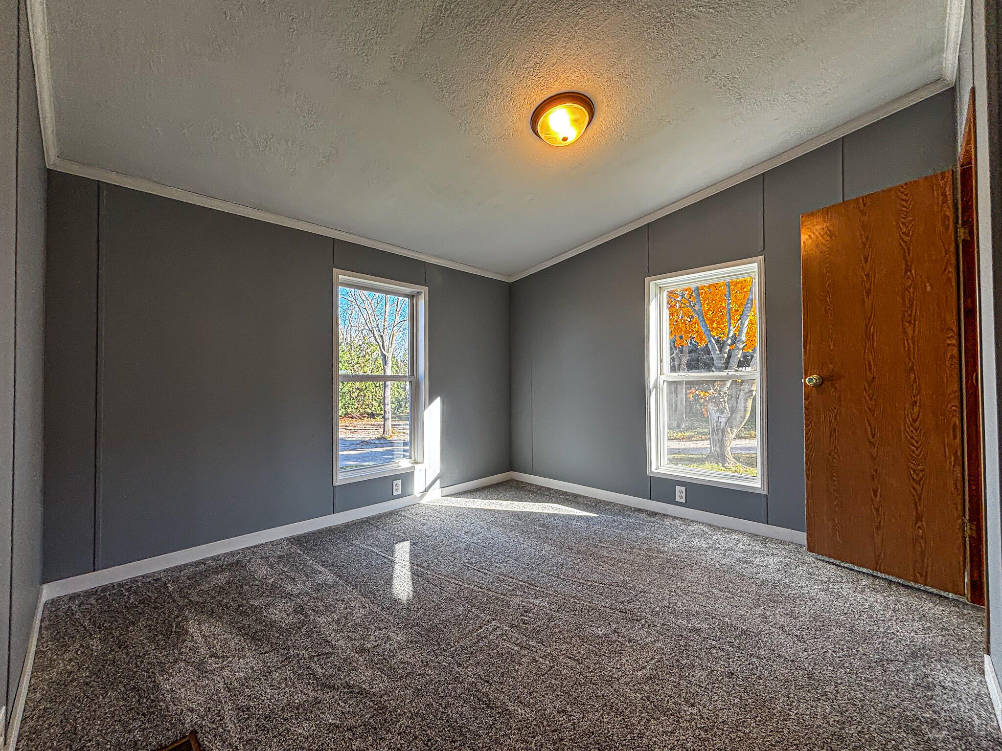 N8538 River Road Watertown, WI 53094 - Photo 32 of 44 Bedroom 2