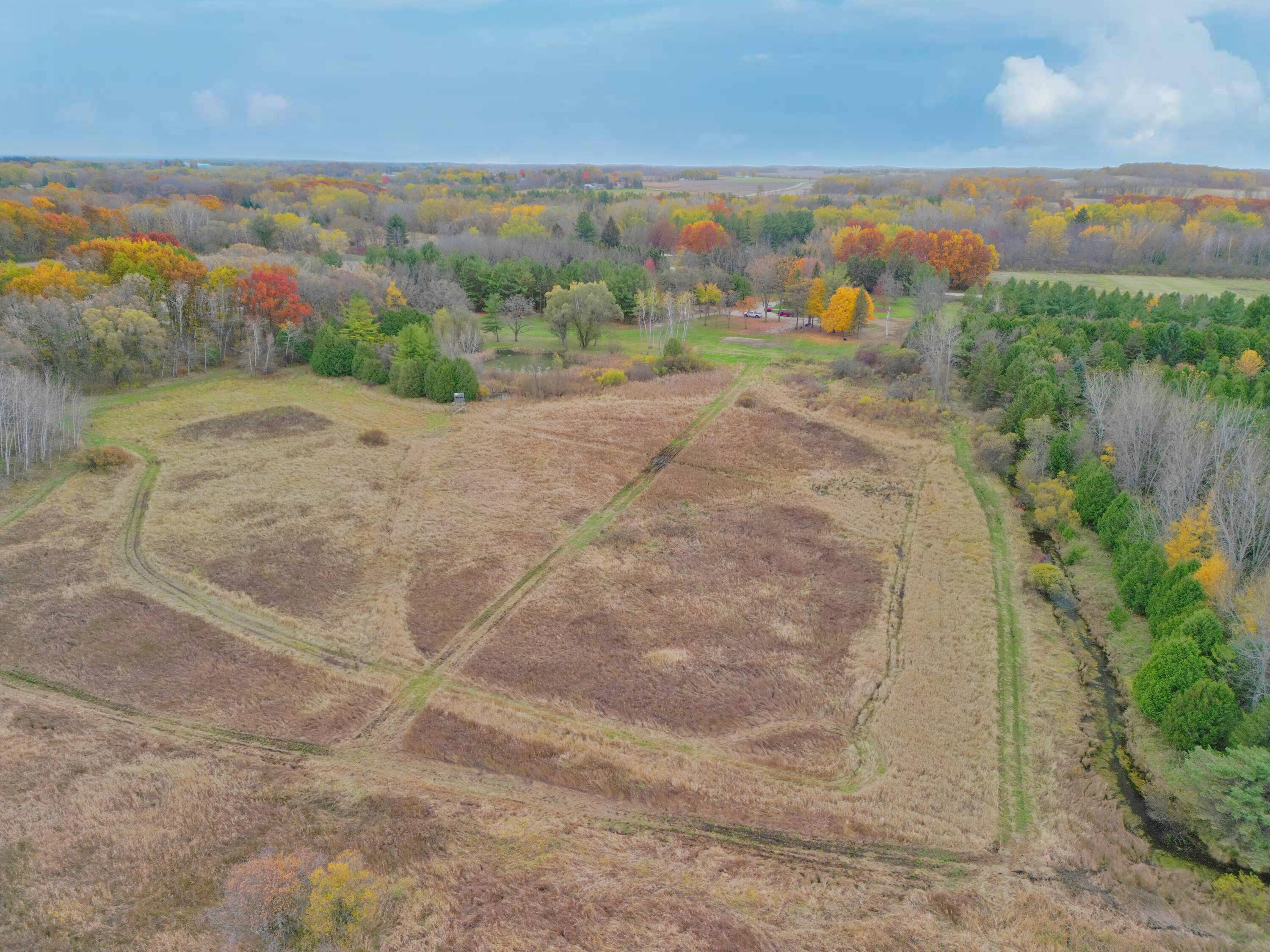 N8538 River Road Watertown, WI 53094 - Photo 4 of 44 14 Acres