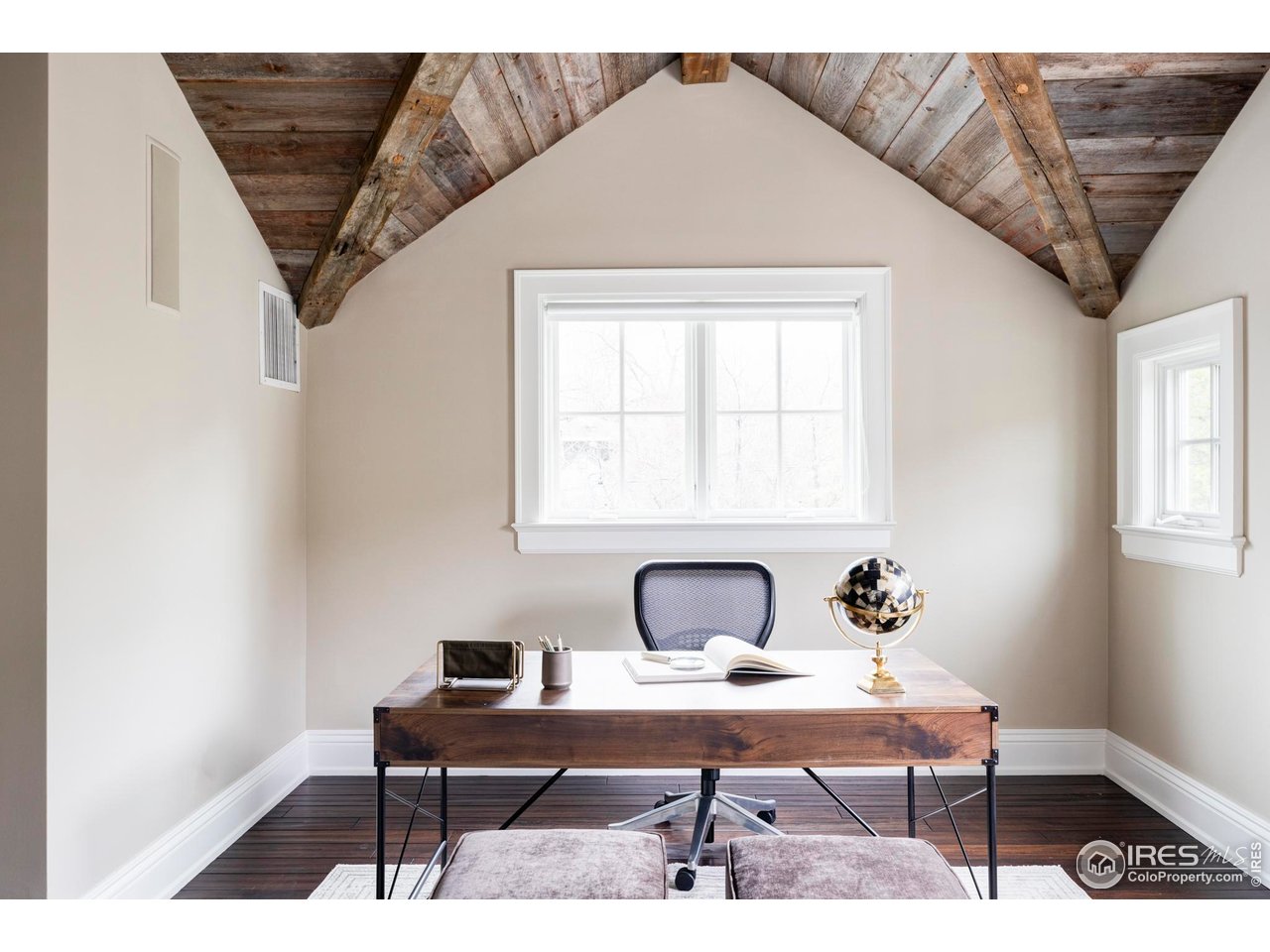 3189 5th Street Boulder, CO 80304 - Photo 29 of 37 a workspace with furniture and window