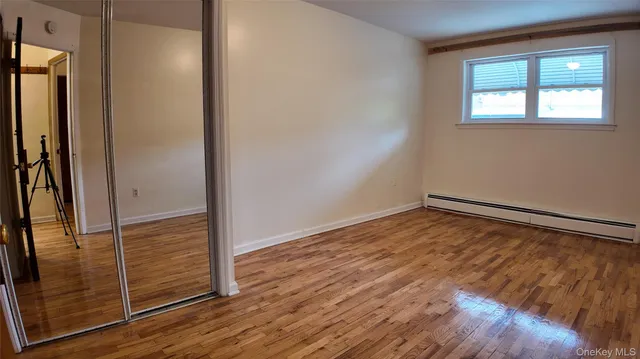 $2,700 | 420 Screvin Avenue | Castle Hill