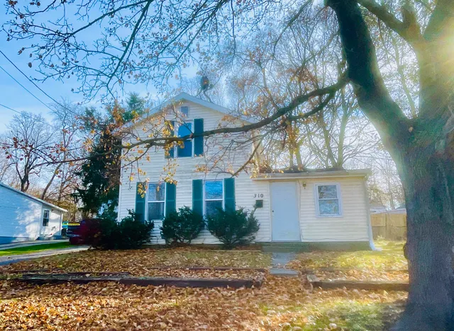 $75,000 | 310 Locust Street, Marshall, MI 49068