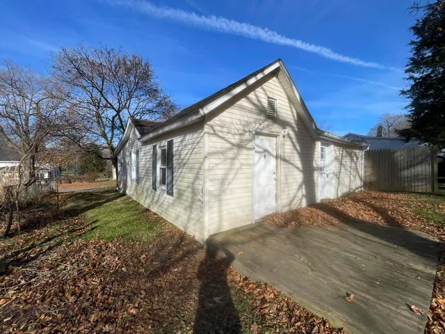 $65,000 | 310 Locust Street, Marshall, MI 49068