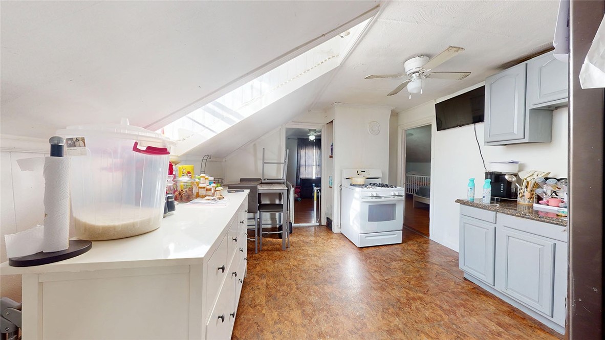 54 Joslin Street Providence, RI 02909 - Photo 16 of 48