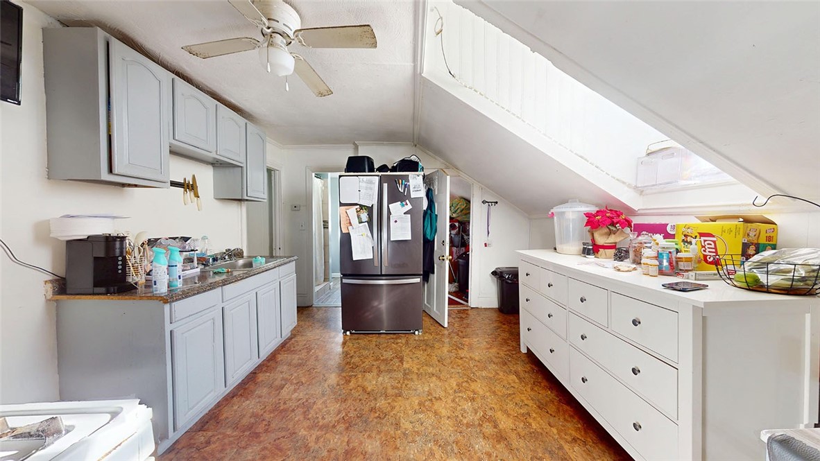 54 Joslin Street Providence, RI 02909 - Photo 17 of 48