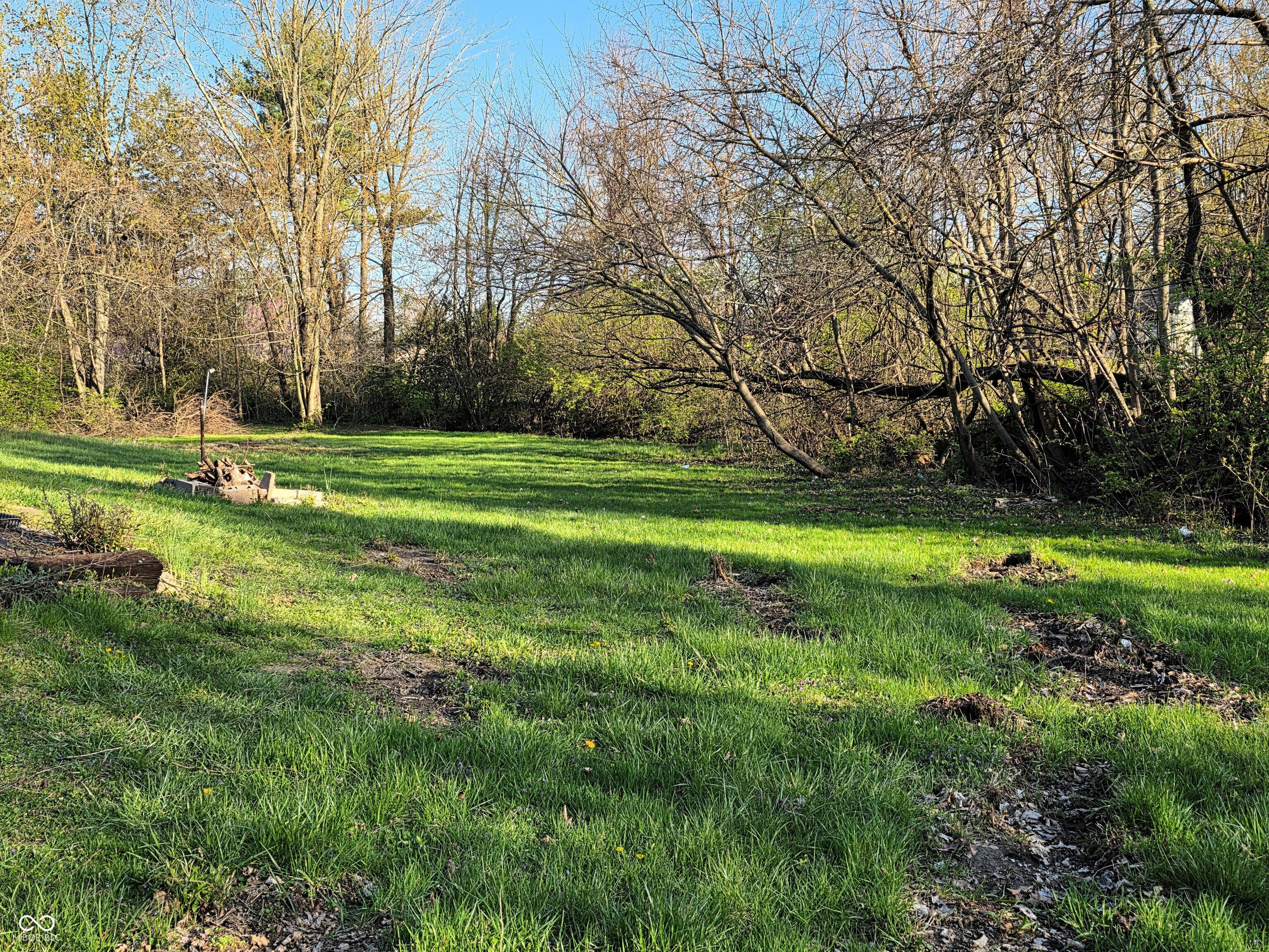 935 Fry Road Greenwood, IN 46142 - Photo 23 of 27 Gallery Image 23