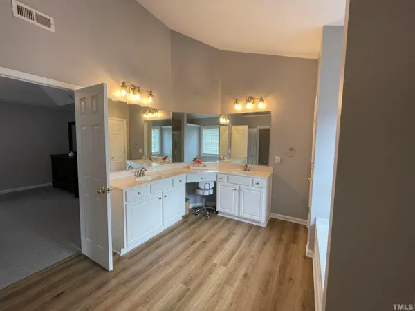 $499,500 | 3547 Meadow Glen Court, Clemmons, NC 27012