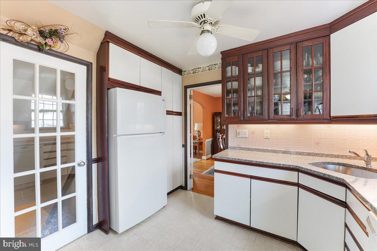 241 Signal Road Drexel Hill, PA 19026 - Photo 12 of 30