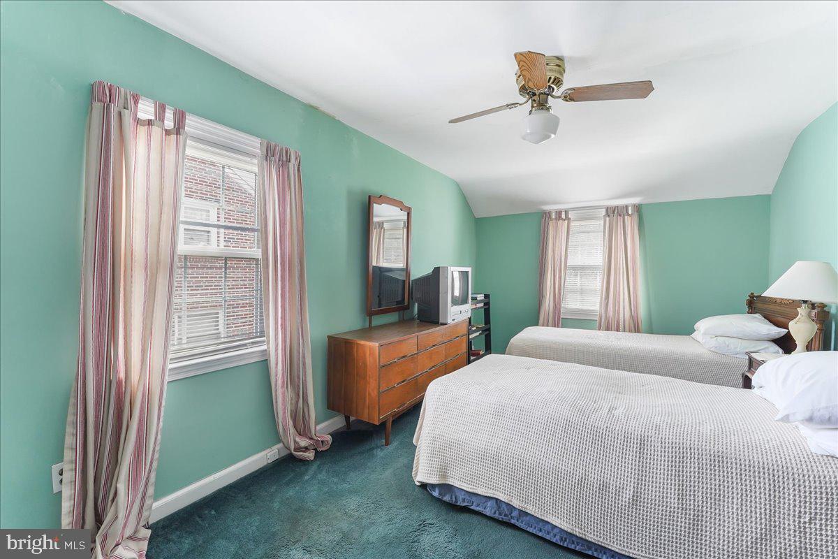 241 Signal Road Drexel Hill, PA 19026 - Photo 16 of 30