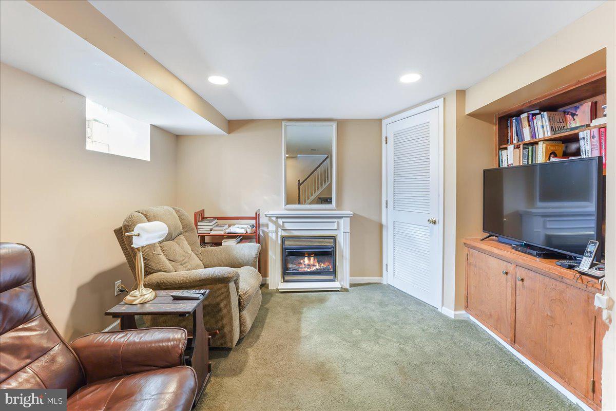 241 Signal Road Drexel Hill, PA 19026 - Photo 19 of 30