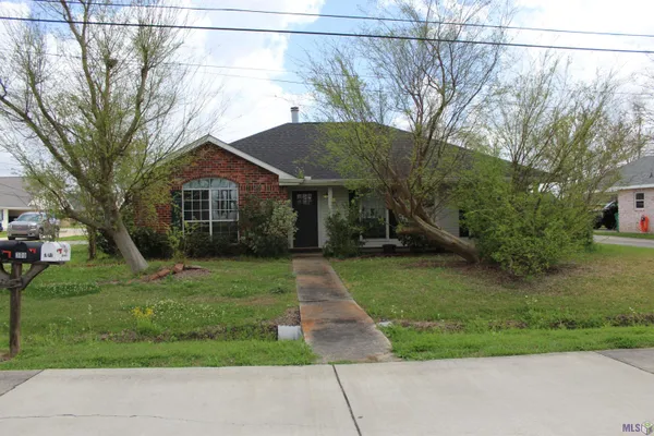 $229,000 | 301 Aspen Drive, Raceland, LA 70394