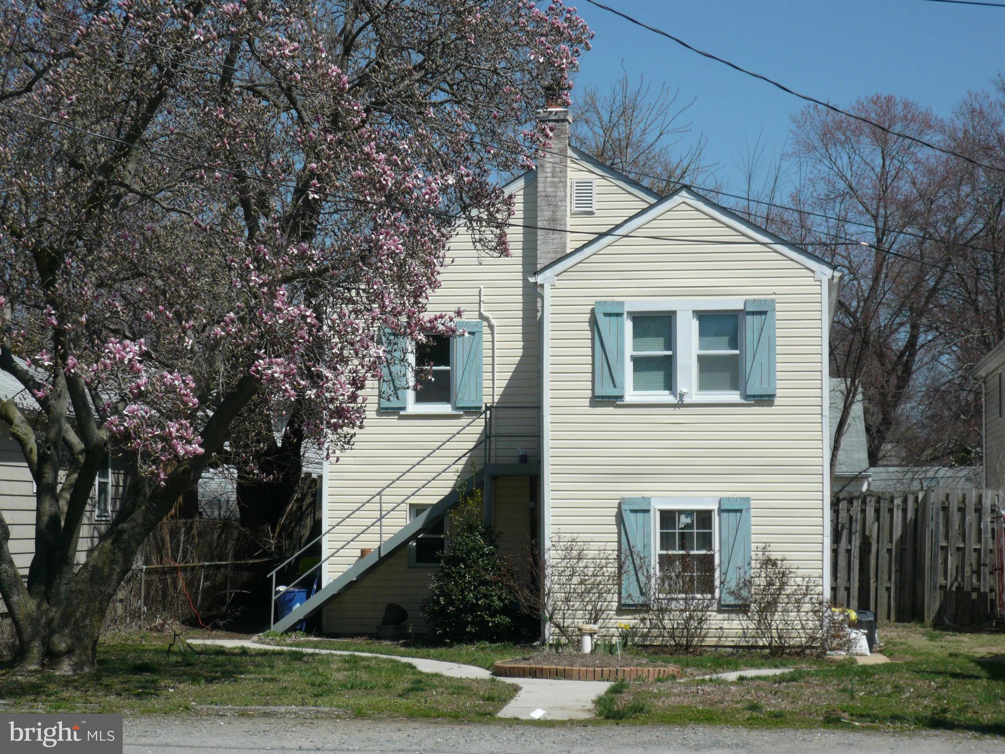 Exterior (Front)