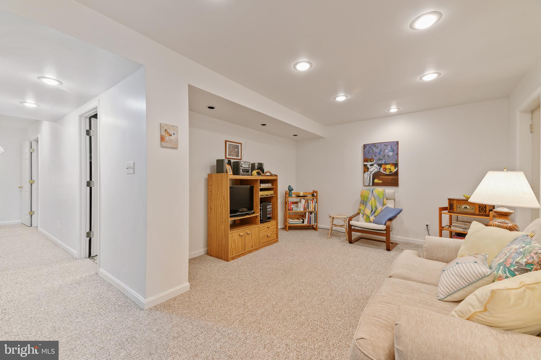 11 Robin Ridge Court Baltimore, MD 21234 - Photo 19 of 21