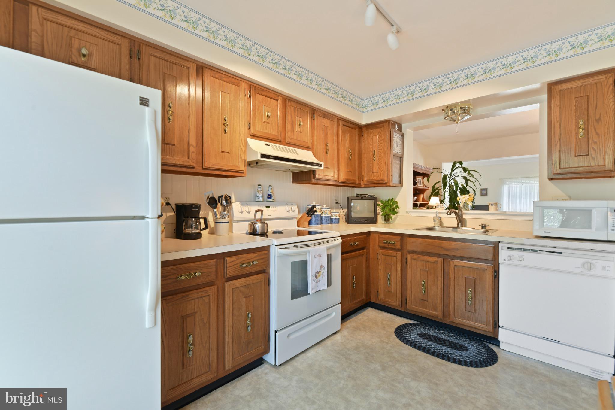 11 Robin Ridge Court Baltimore, MD 21234 - Photo 3 of 21