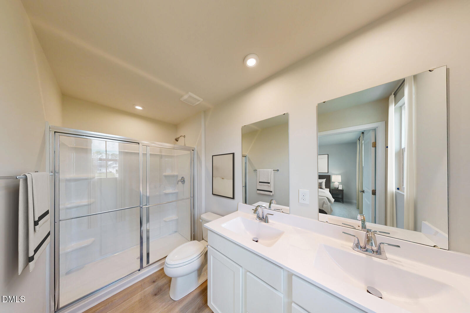 1008 Merlin Street Durham, NC 27704 - Photo 5 of 10 6b Owner_s Bath