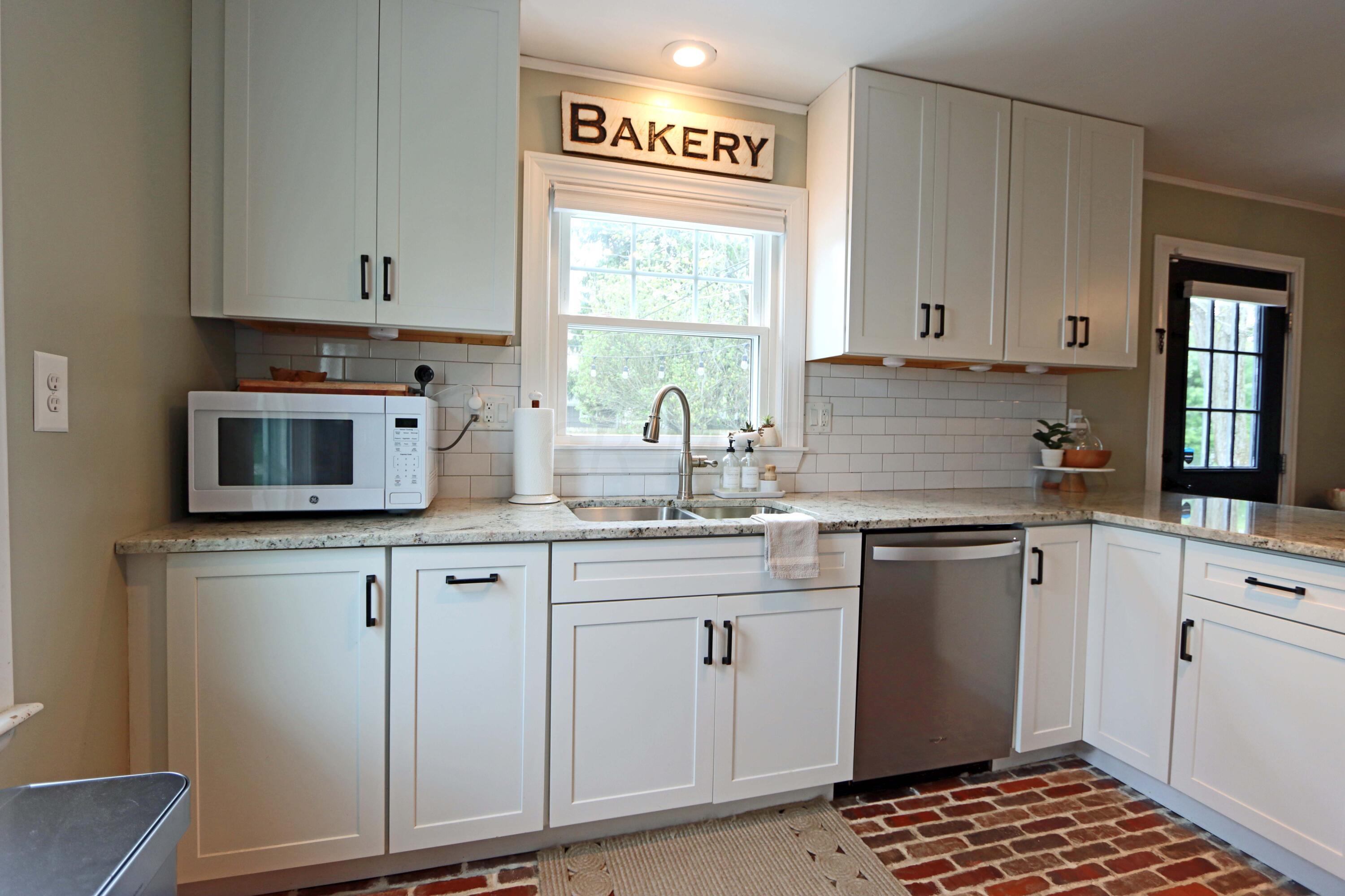 2353 Shrewsbury Road Columbus, OH 43221 - Photo 19 of 44 Kitchen