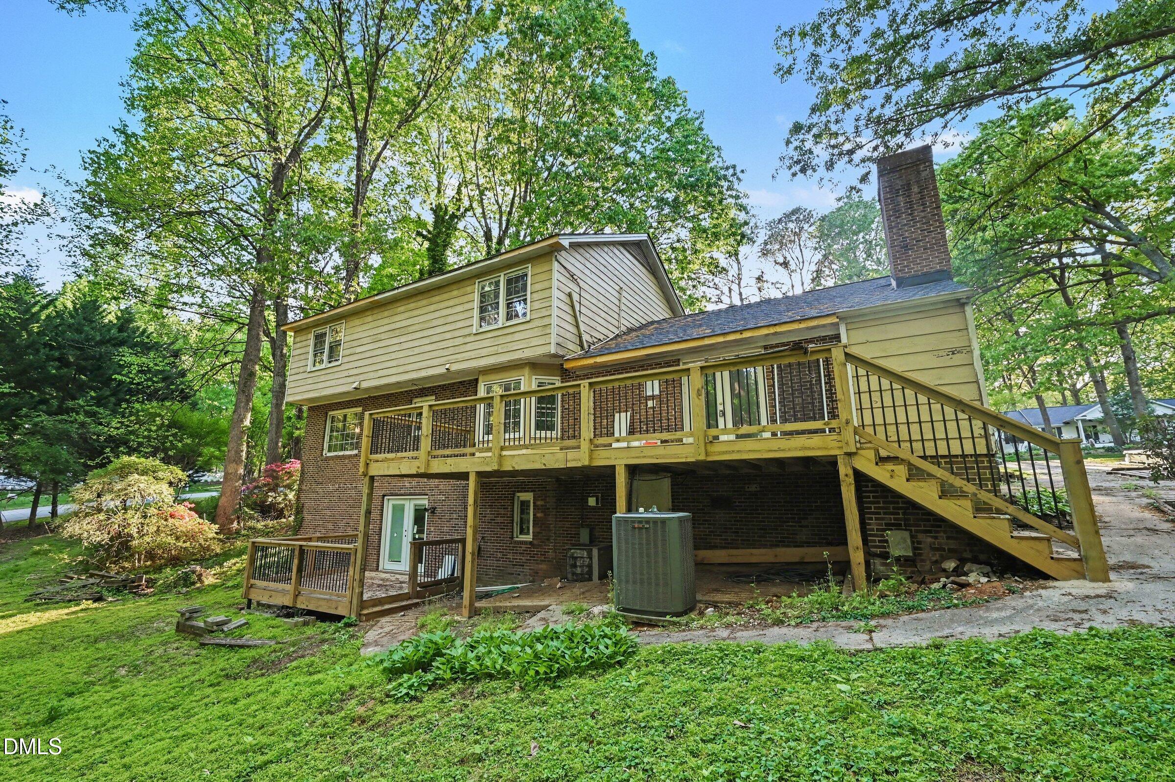 8700 Cliff Top Court Raleigh, NC 27613 - Photo 19 of 22 018_file_2894