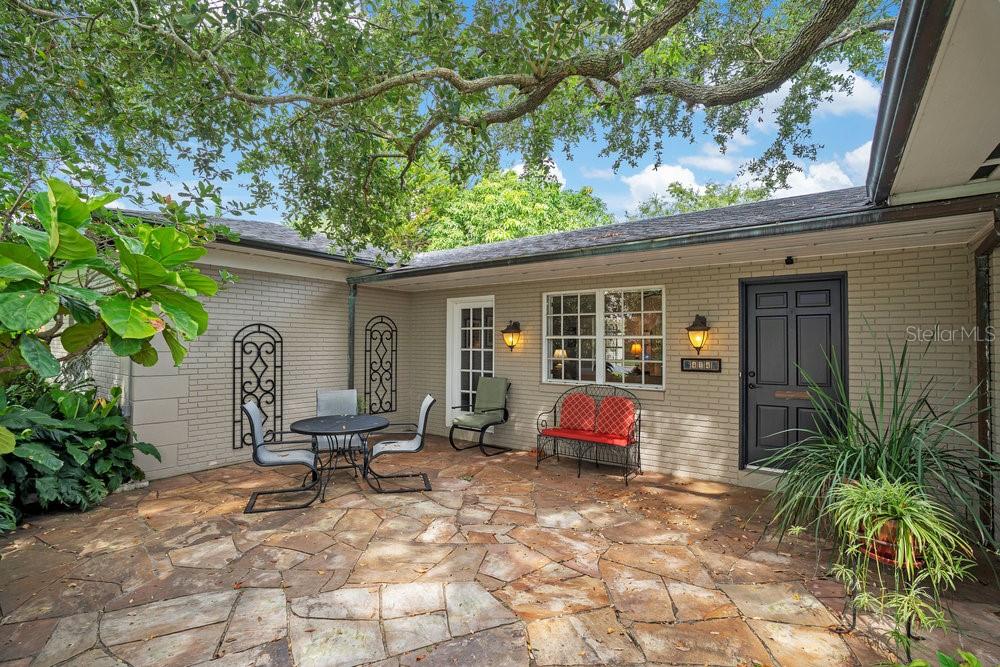 414 Eunice Road Lakeland, FL 33803 - Photo 2 of 48