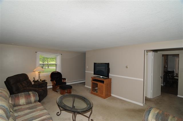 131 Gump Road East Fort Wayne, IN 46845 - Photo 4 of 30