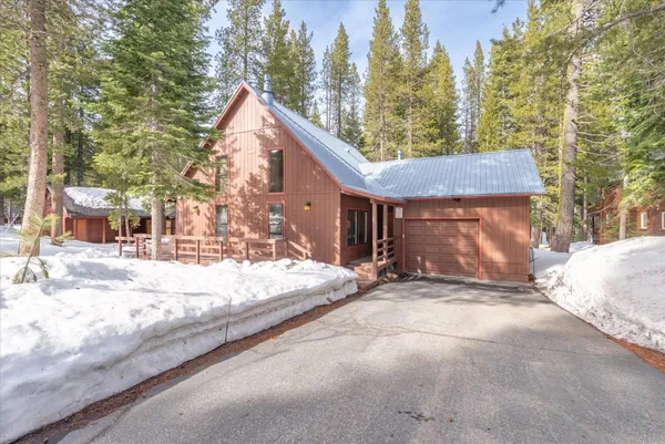 $949,000 | 15310 Northwoods Boulevard, Truckee, CA 96161