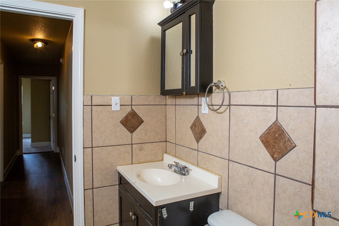 1402 Toliver Street Killeen, TX 76541 - Photo 23 of 44