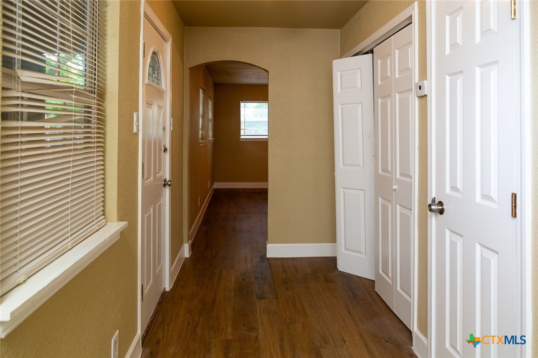 1402 Toliver Street Killeen, TX 76541 - Photo 7 of 44