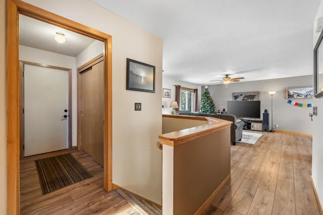 $385,000 | 1580 Foxtail Drive, Hartford, WI 53027