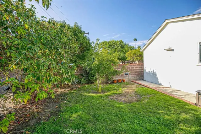 $4,700 | 1606 Bel Aire Drive, Glendale, CA 91201