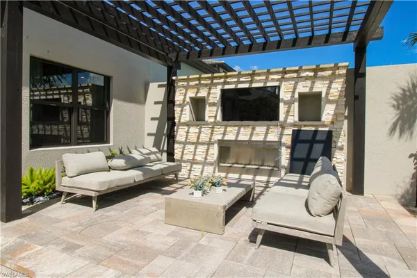 $3,000 | 14723 Kingfisher Loop, Naples, FL 34120