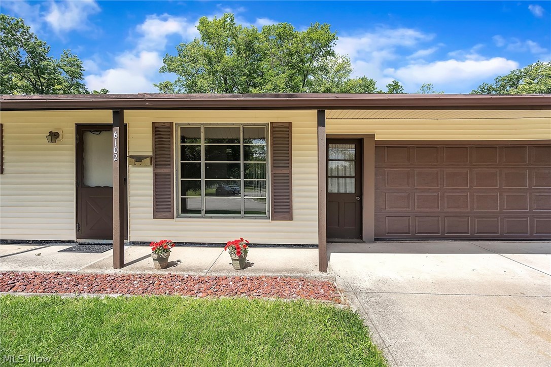 6102 Randolph Road Bedford Heights, OH 44146 - Photo 2 of 31