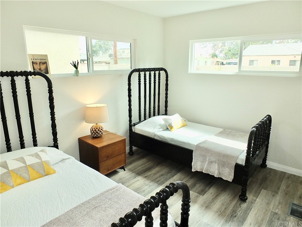 3758 Chatwin Avenue Long Beach, CA 90808 - Photo 38 of 54