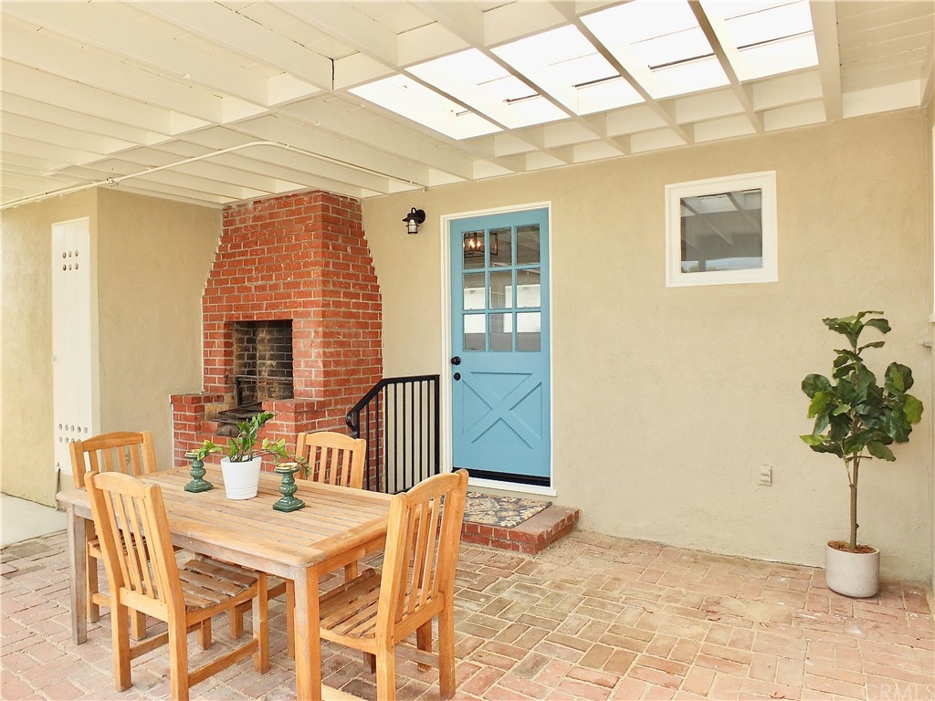 3758 Chatwin Avenue Long Beach, CA 90808 - Photo 40 of 54