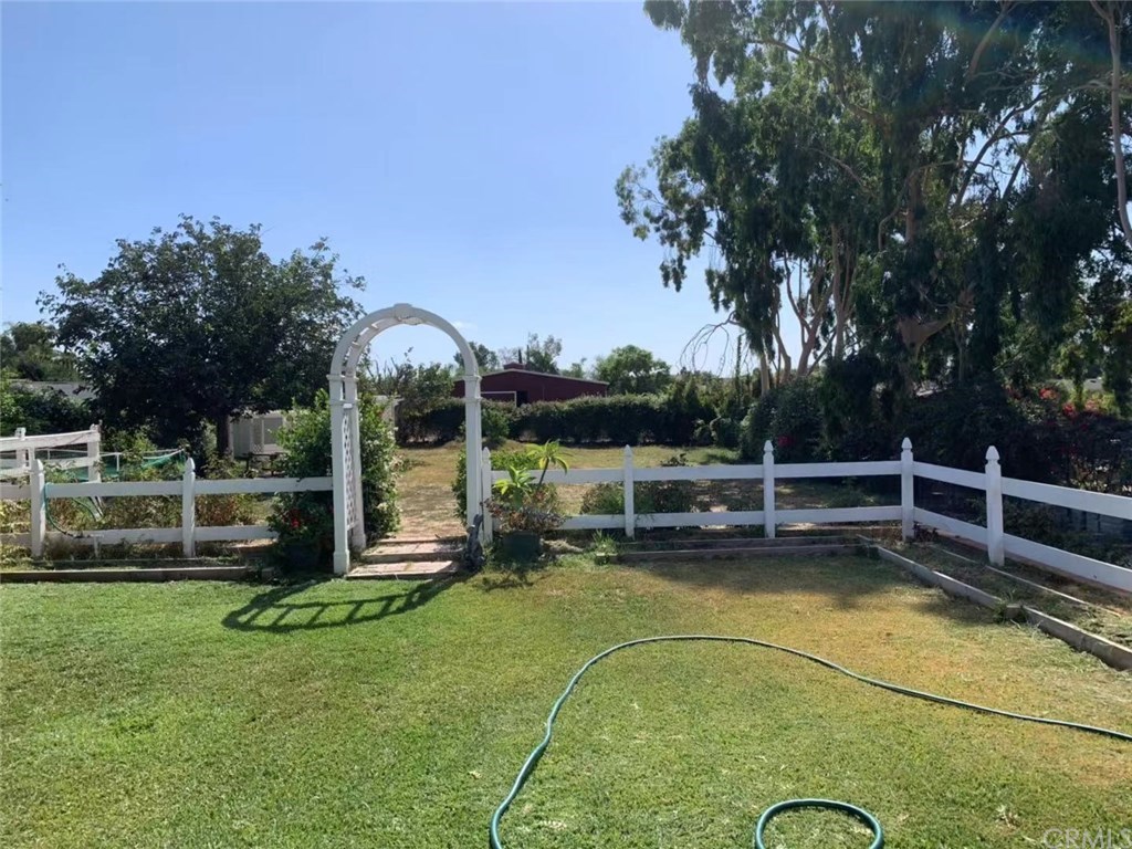 5053 Roundup Road Norco, CA 92860 - Photo 49 of 71 small back yard