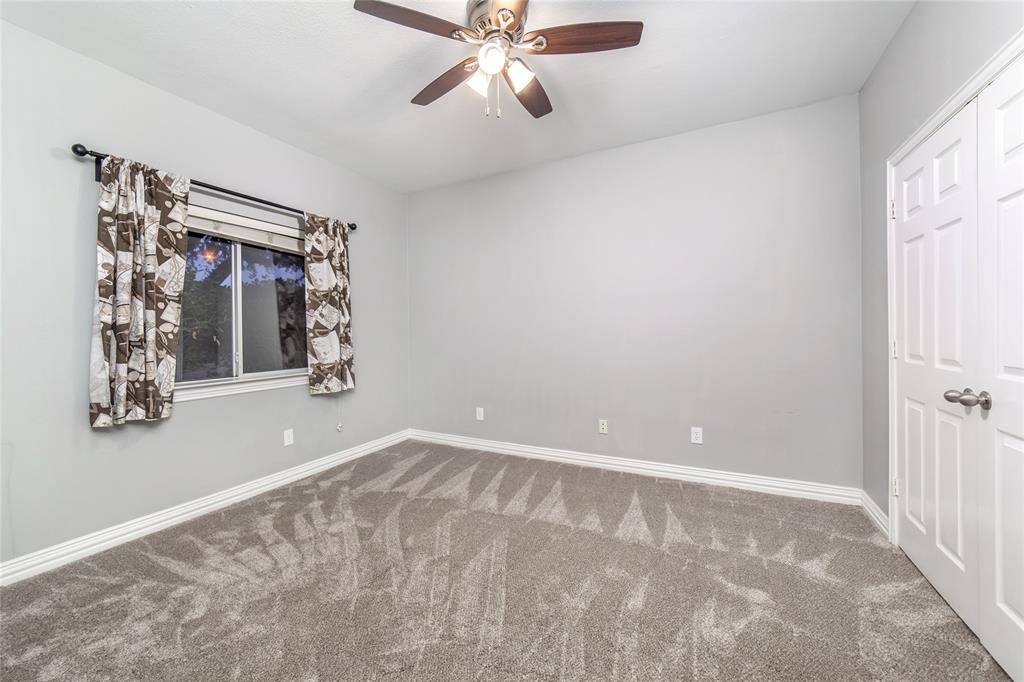 5801 Yeary Road Plano, TX 75093 - Photo 15 of 33