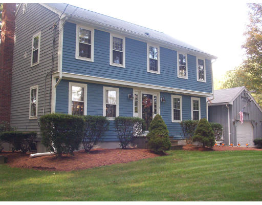 31 King Hill Road Hanover, MA 02339 - Photo 2 of 16 Gallery Image 2